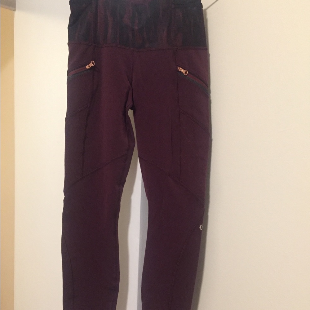 Lululemon burgundy high rise Wunder Under legging